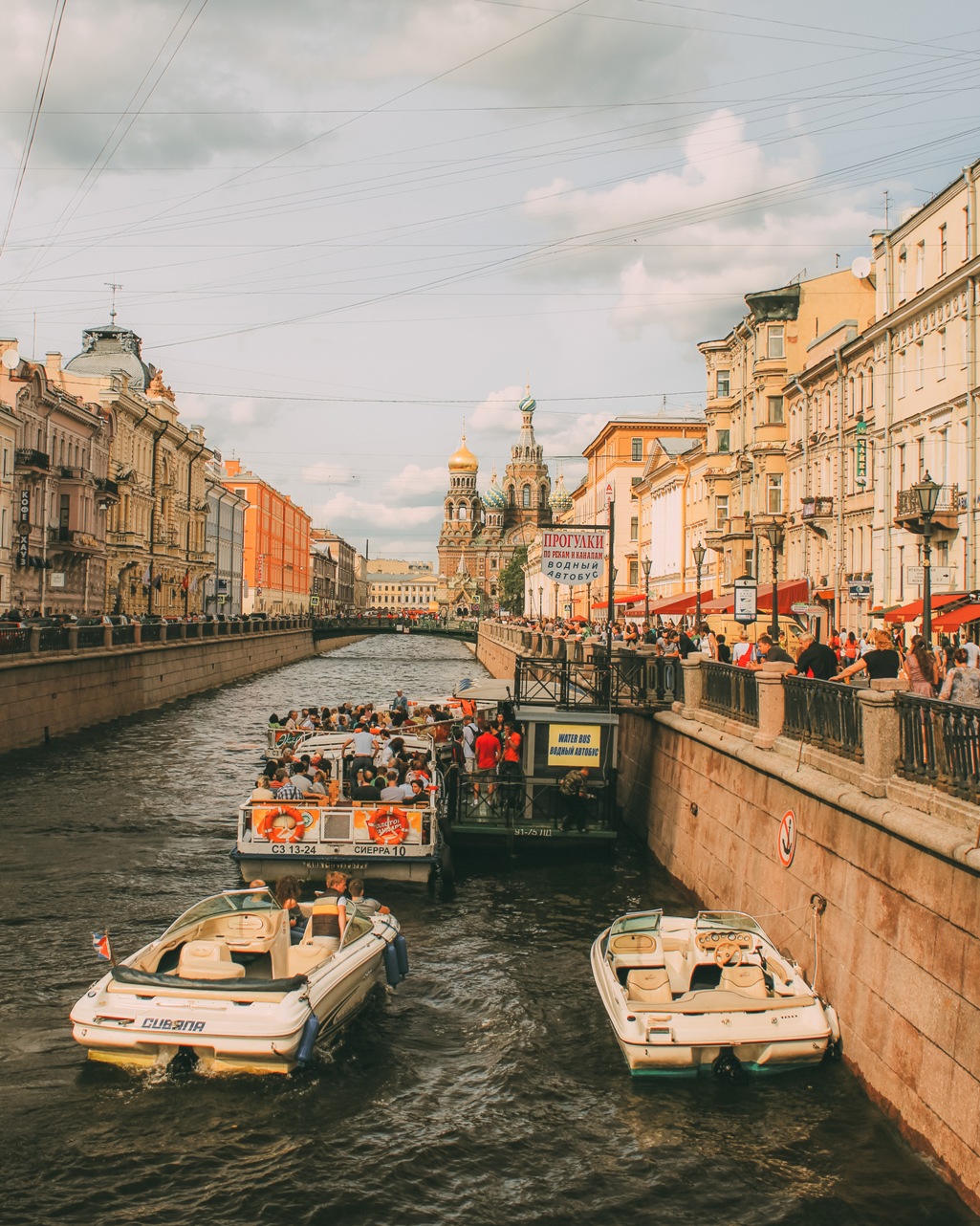 Must-see places in St. Petersburg 